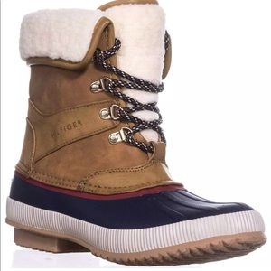 Tommy Hilfiger Rian Lace-Up Cold-Weather Boots